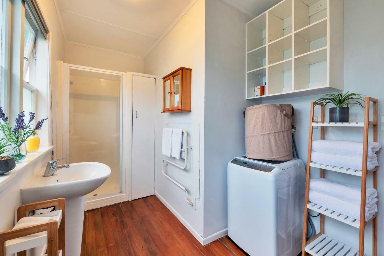 Sunny & Cozy Home Near Western Springs Auckland Luaran gambar